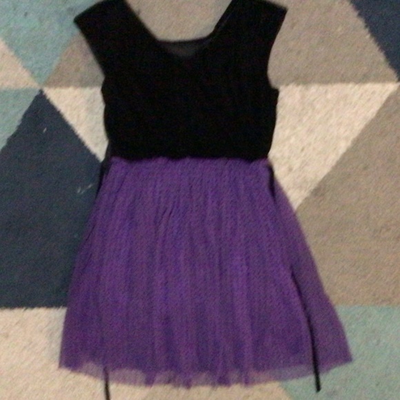 Flare Poof Dress - Picture 7 of 11
